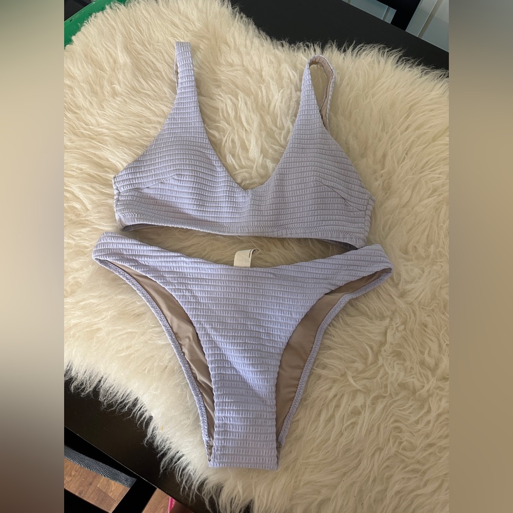 Lululemon swimsuit size 6